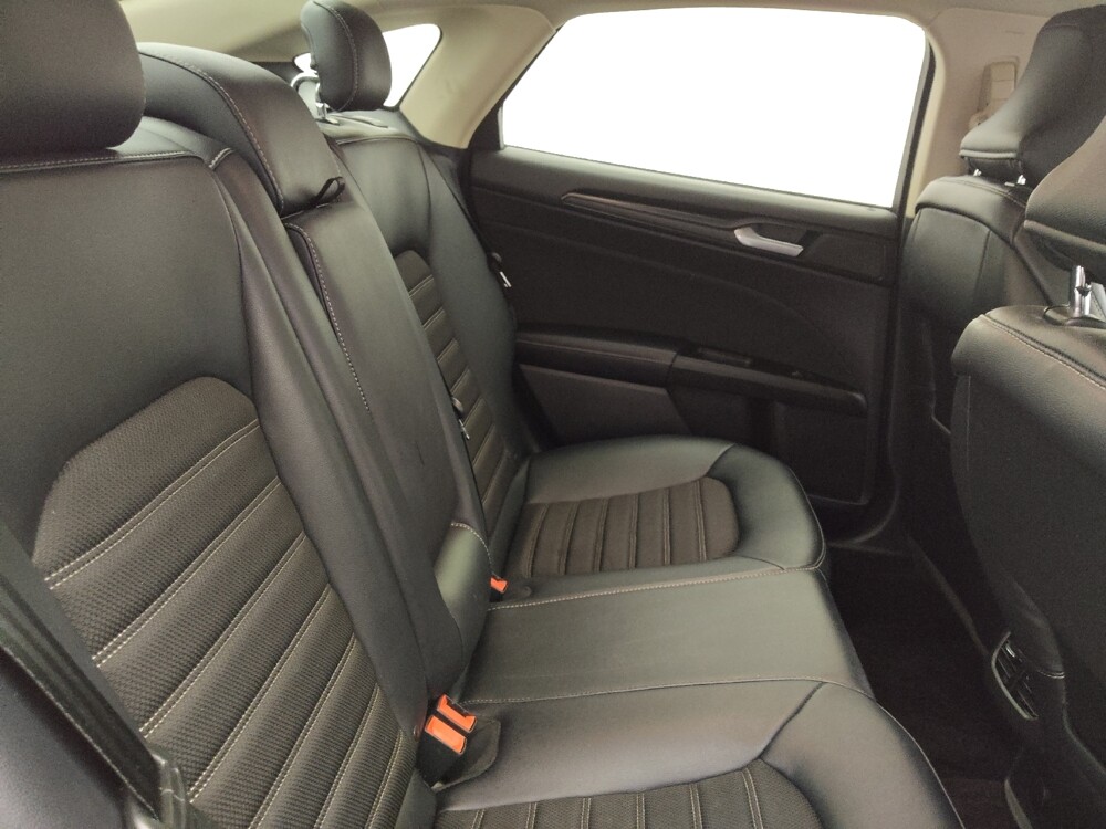 2018 Ford Fusion in Tampa, FL 33612 - 18112070 21