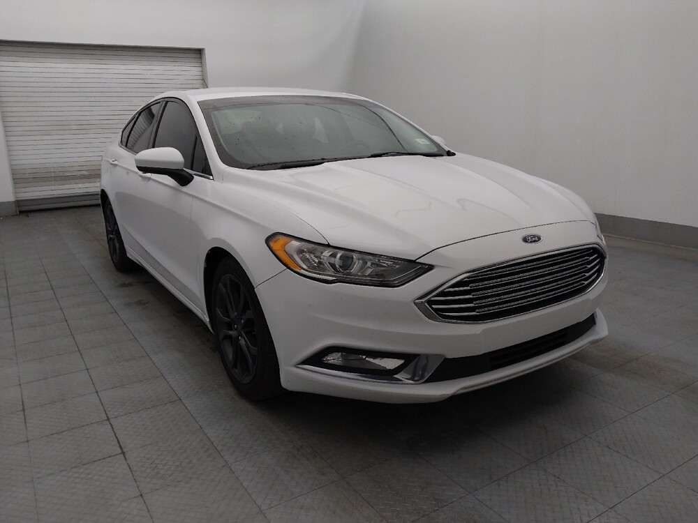 2018 Ford Fusion in Tampa, FL 33612 - 18112070 13