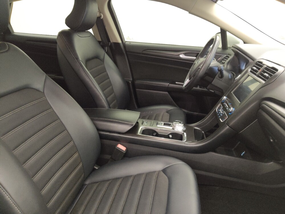 2018 Ford Fusion in Tampa, FL 33612 - 18112070 19