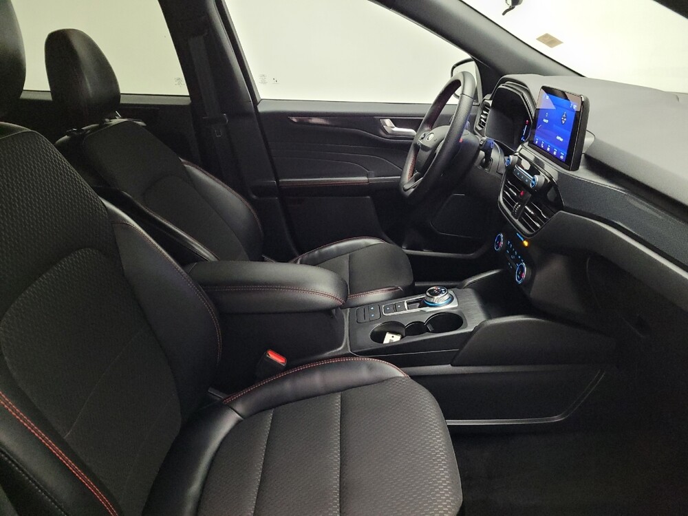 2024 Ford Escape in Downey, CA 90241 - 18112071 21