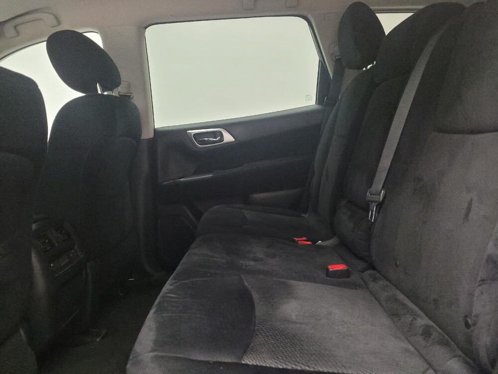 2015 Nissan Pathfinder in Taylor, MI 48180 - 18112077 18