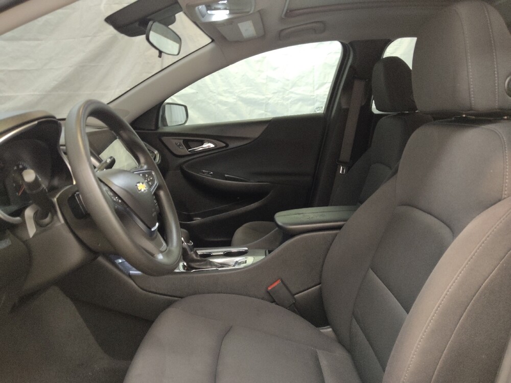 2024 Chevrolet Malibu in Cincinnati, OH 45255 - 18112083 17