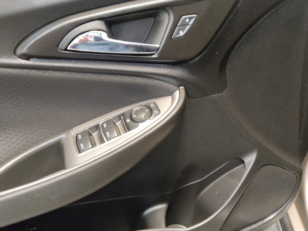 2024 Chevrolet Malibu in Cincinnati, OH 45255 - 18112083 27