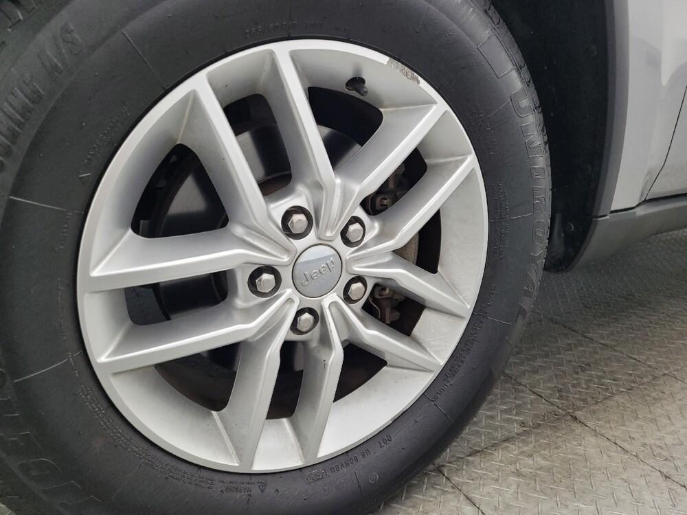 2017 Jeep Grand Cherokee in Kissimmee, FL 34744 - 18112084 31