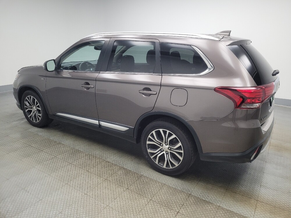 2017 Mitsubishi Outlander in Mishawaka, IN 46545 - 18112095 3