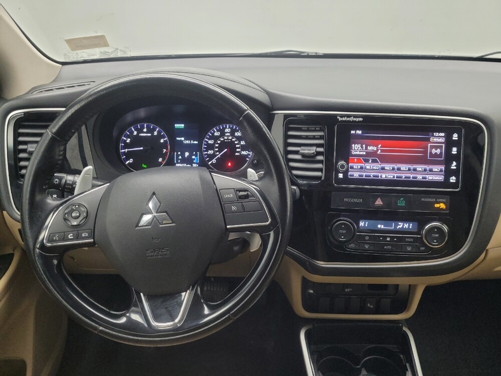 2017 Mitsubishi Outlander in Mishawaka, IN 46545 - 18112095 22