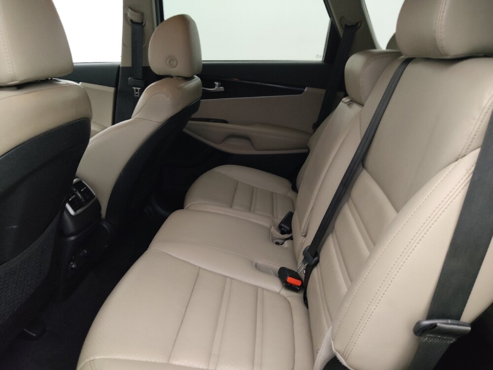 2019 Kia Sorento in Fort Myers, FL 33907 - 18112102 18