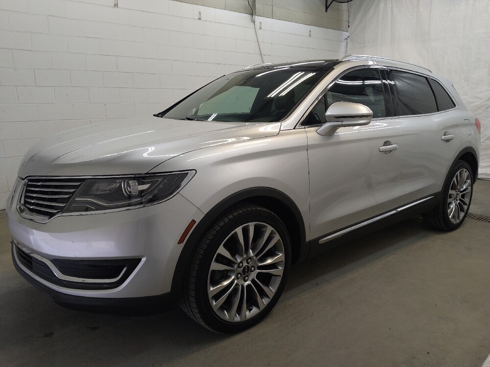 2017 Lincoln MKX in Cincinnati, OH 45255 - 18112104 2