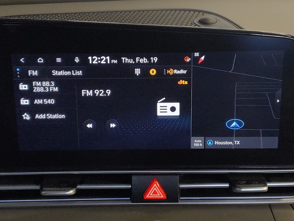 2025 Hyundai Elantra in Metairie, LA 70006 - 18112107 25