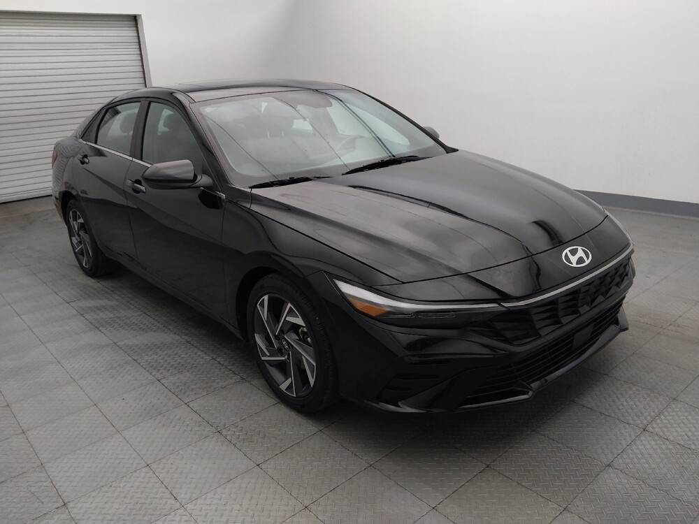 2025 Hyundai Elantra in Metairie, LA 70006 - 18112107 13