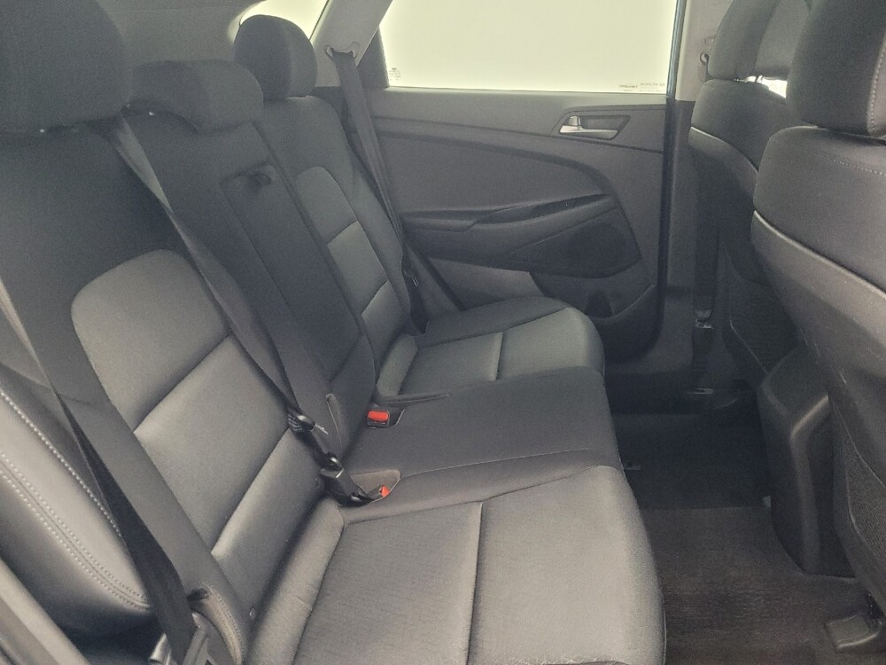 2018 Hyundai Tucson in Mishawaka, IN 46545 - 18112108 19