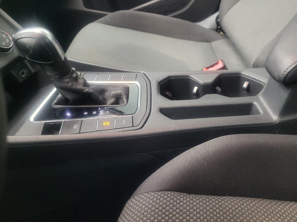 2019 Volkswagen Jetta in Memphis, TN 38115 - 18112118 26