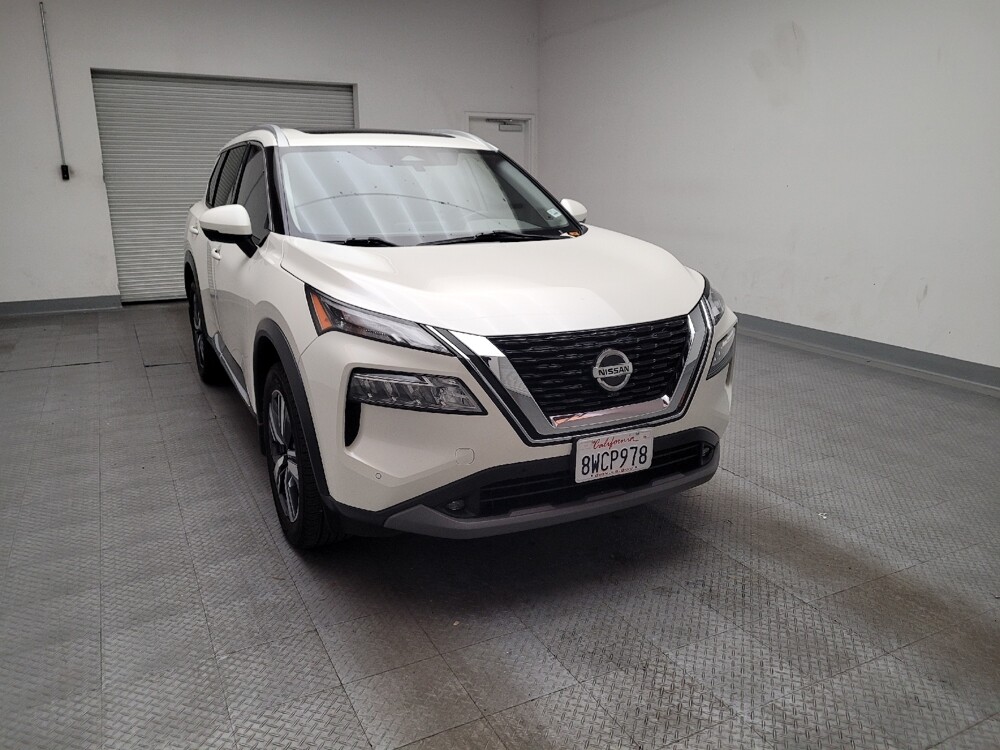 2021 Nissan Rogue in Downey, CA 90241 - 18112125 14