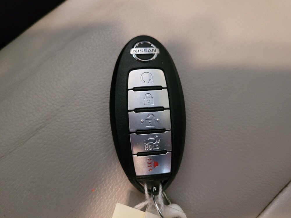 2021 Nissan Rogue in Downey, CA 90241 - 18112125 32