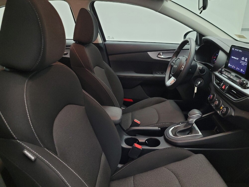 2024 Kia Forte in Albuquerque, NM 87113 - 18112126 21