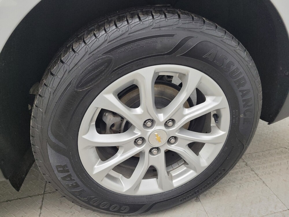 2021 Chevrolet Equinox in Louisville, KY 40258 - 18112128 31