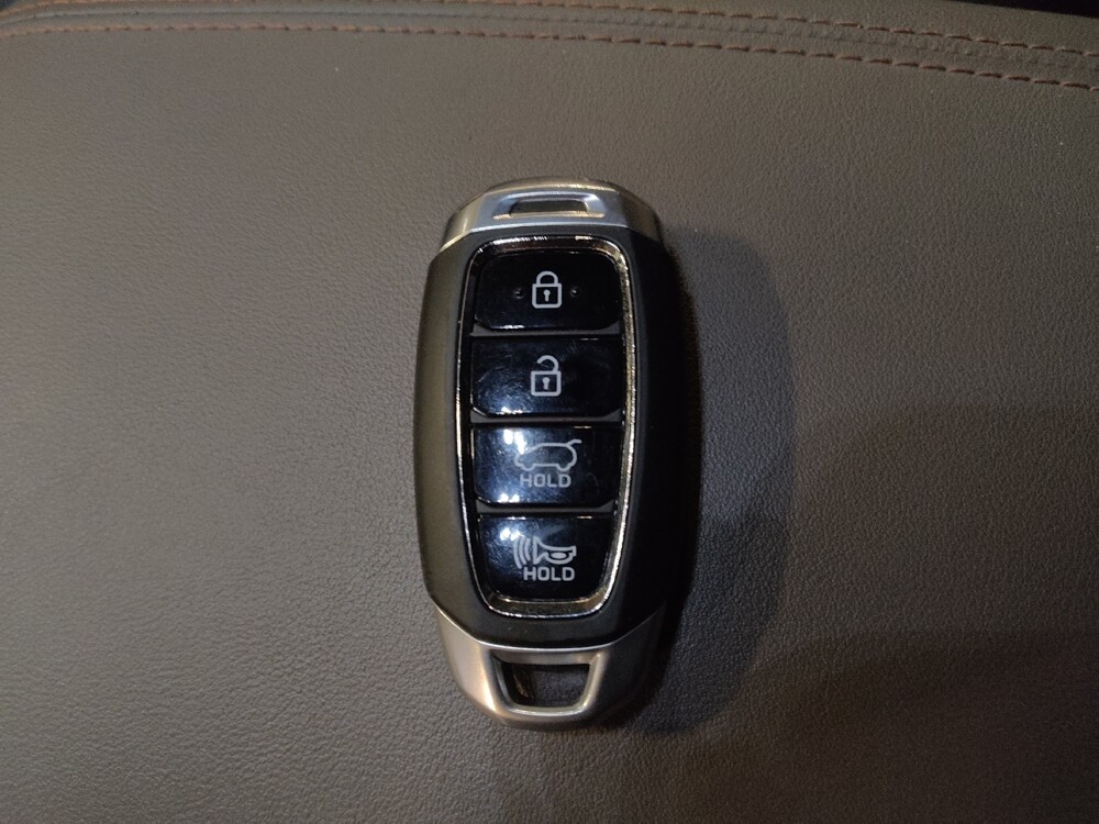 2019 Hyundai Santa Fe in Kissimmee, FL 34744 - 18112129 32