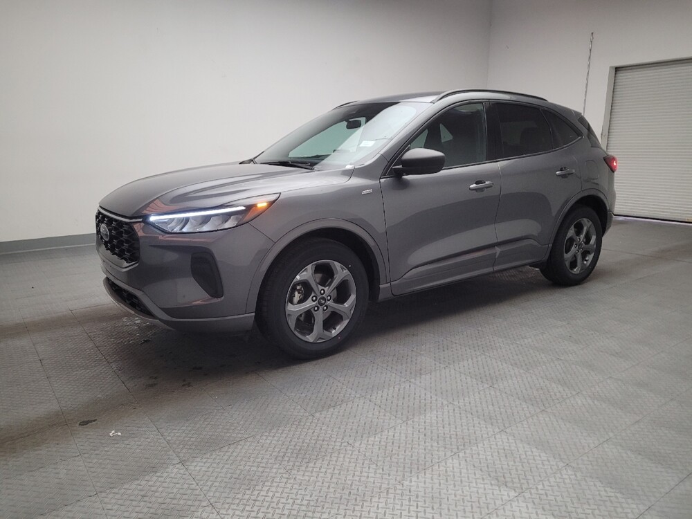 2024 Ford Escape in Downey, CA 90241 - 18112139 2