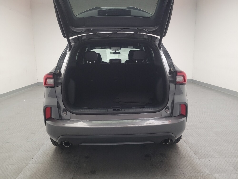 2024 Ford Escape in Downey, CA 90241 - 18112139 29