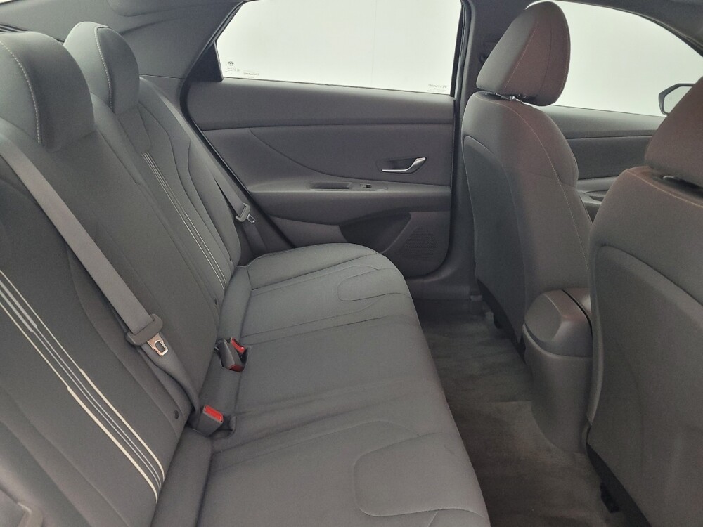 2021 Hyundai Elantra in Greenville, NC 27834 - 18112142 19