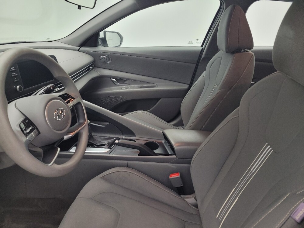 2021 Hyundai Elantra in Greenville, NC 27834 - 18112142 17
