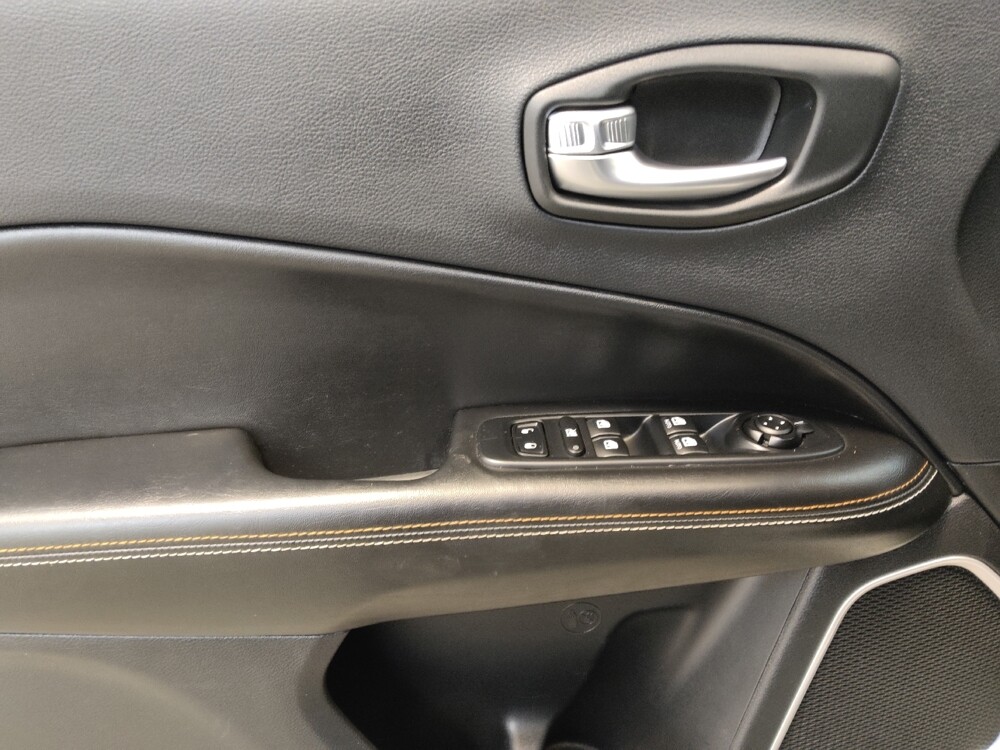 2017 Jeep Compass in Cincinnati, OH 45255 - 18112148 27