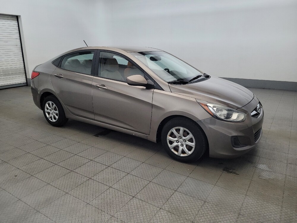 2014 Hyundai Accent in Glen Burnie, MD 21061 - 18112151 11