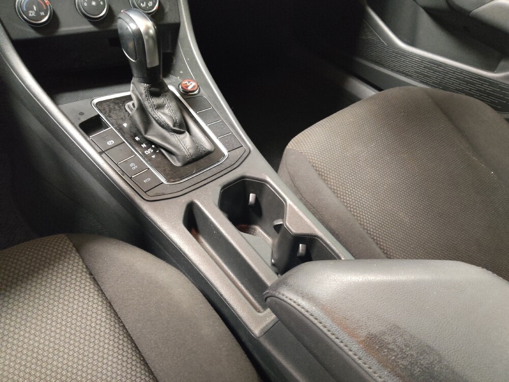 2019 Volkswagen Jetta in Macon, GA 31210 - 18112170 26