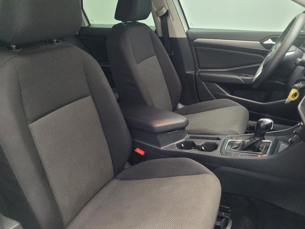 2019 Volkswagen Jetta in Macon, GA 31210 - 18112170 21