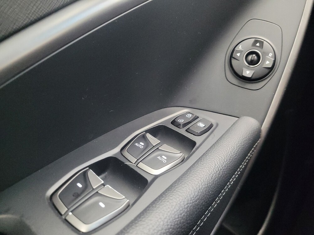 2018 Hyundai Santa Fe in Indianapolis, IN 46219 - 18112182 27