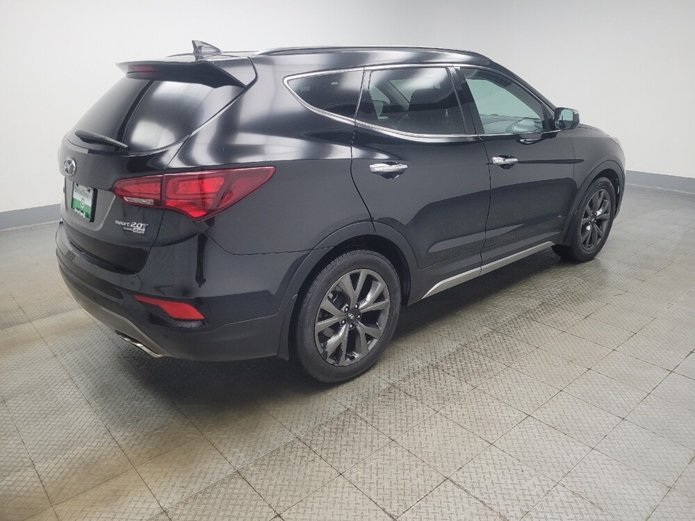 2018 Hyundai Santa Fe in Indianapolis, IN 46219 - 18112182 10