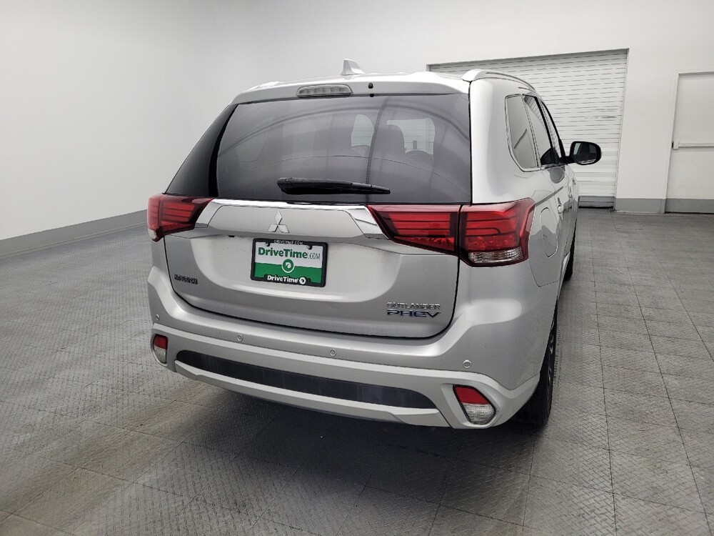 2018 Mitsubishi Outlander in Pelham, AL 35124 - 18112192 7
