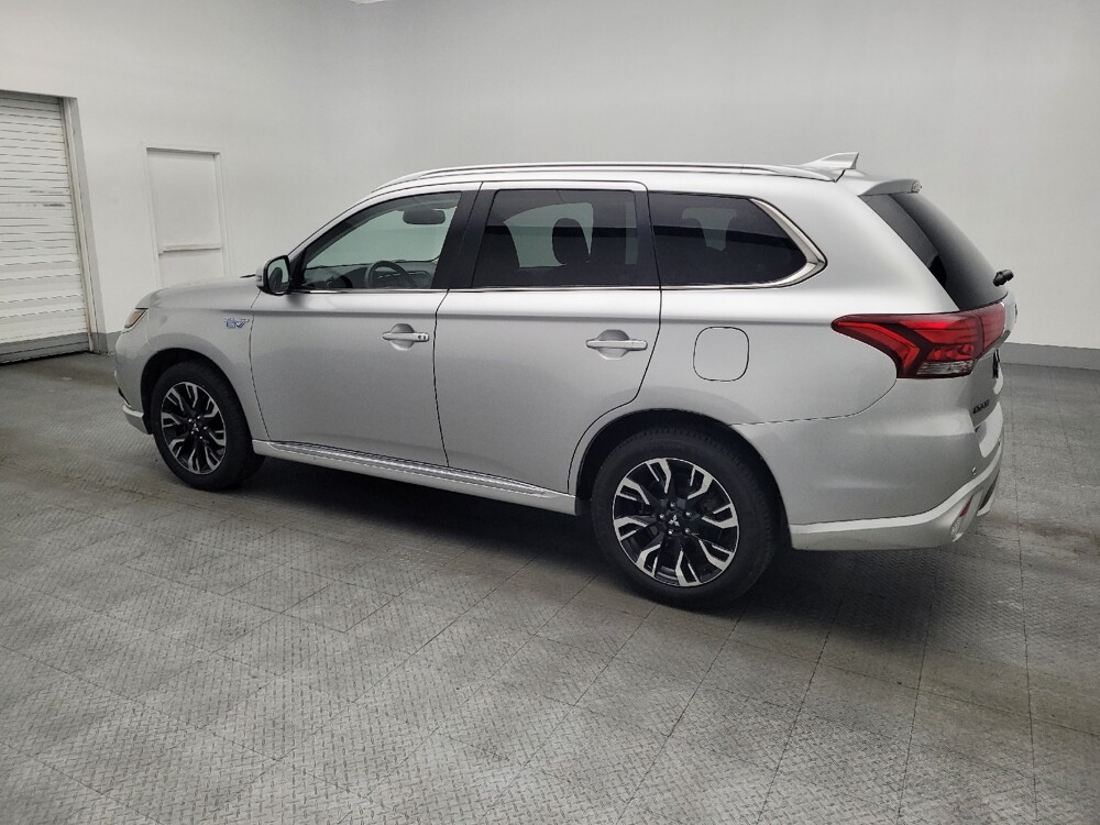 2018 Mitsubishi Outlander in Pelham, AL 35124 - 18112192 3