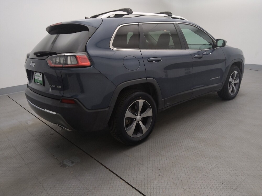 2020 Jeep Cherokee in Gladstone, MO 64118 - 18112196 10