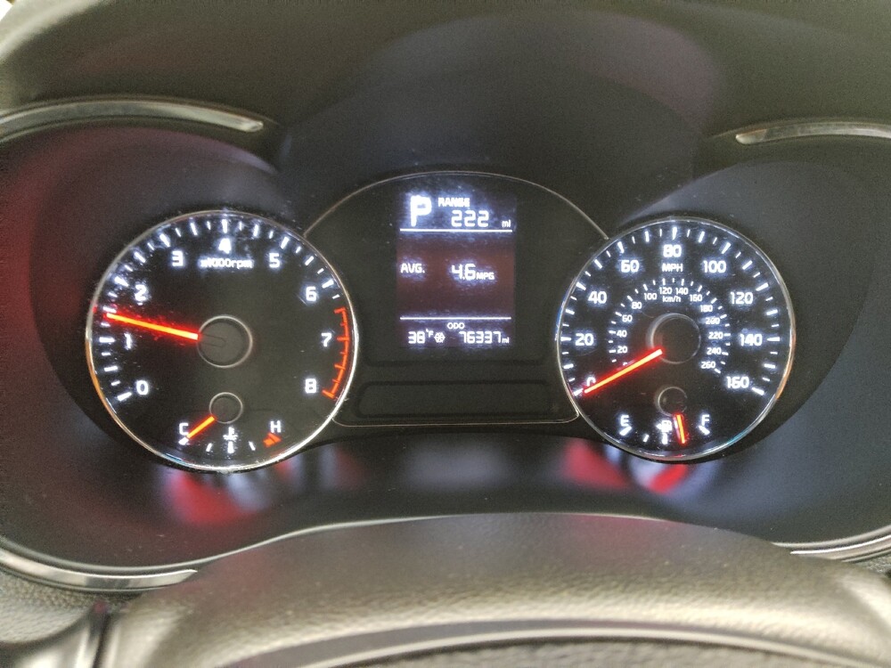 2017 Kia Forte in St. Louis, MO 63136 - 18112202 23