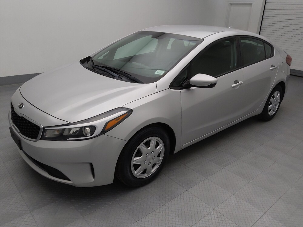 2017 Kia Forte in St. Louis, MO 63136 - 18112202 2