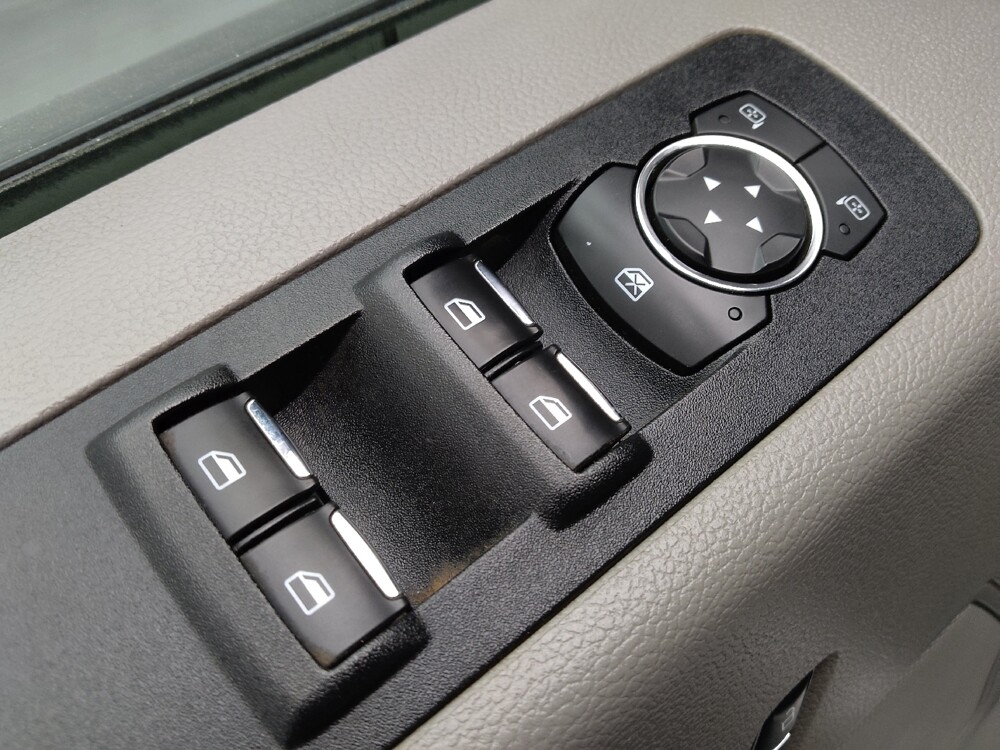 2018 Ford F150 in Denver, CO 80012 - 18112205 27