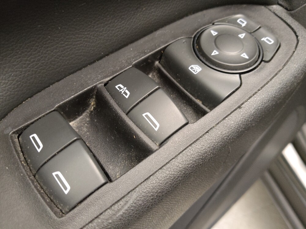 2019 Chevrolet Equinox in Denver, CO 80012 - 18112206 27