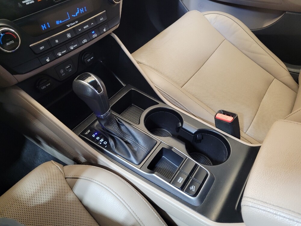 2016 Hyundai Tucson in Louisville, KY 40258 - 18112211 26