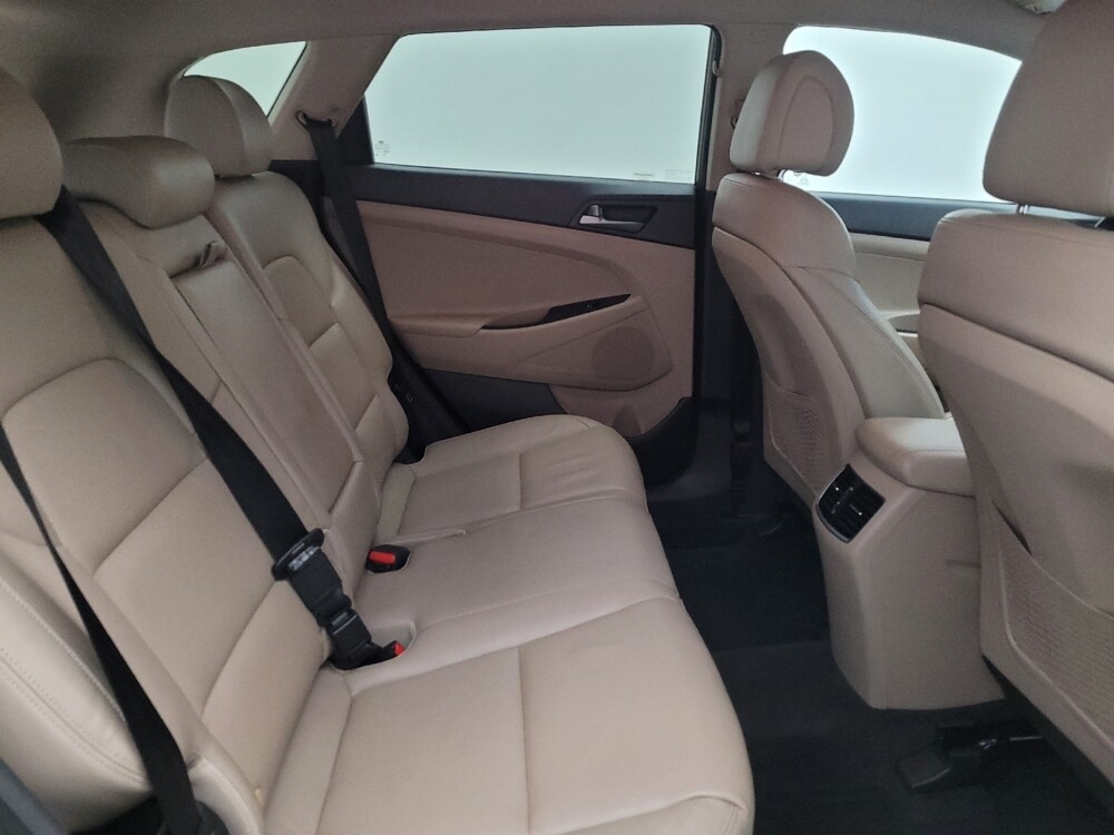 2016 Hyundai Tucson in Louisville, KY 40258 - 18112211 19