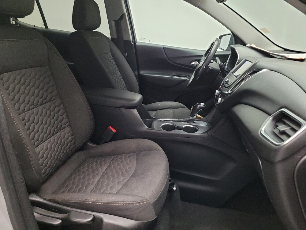 2019 Chevrolet Equinox in Downey, CA 90241 - 18112212 21