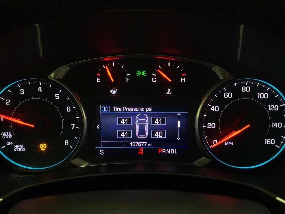 2019 Chevrolet Equinox in Downey, CA 90241 - 18112212 23