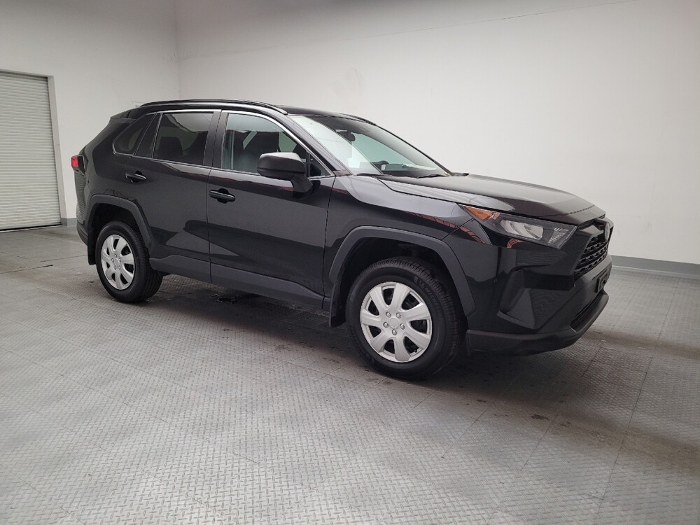2019 Toyota RAV4 in Downey, CA 90241 - 18112213 11