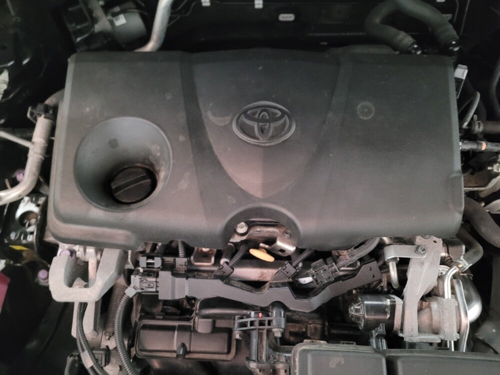2019 Toyota RAV4 in Downey, CA 90241 - 18112213 30