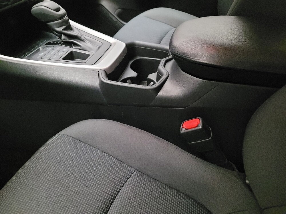 2019 Toyota RAV4 in Downey, CA 90241 - 18112213 26