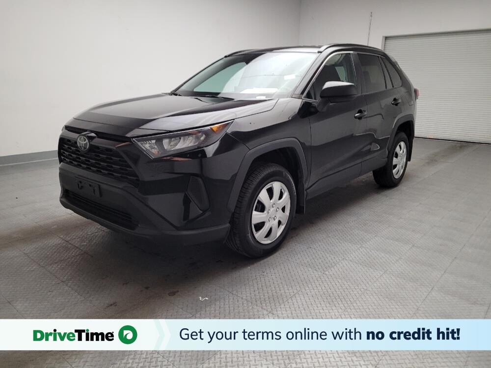 2019 Toyota RAV4 in Downey, CA 90241 - 18112213