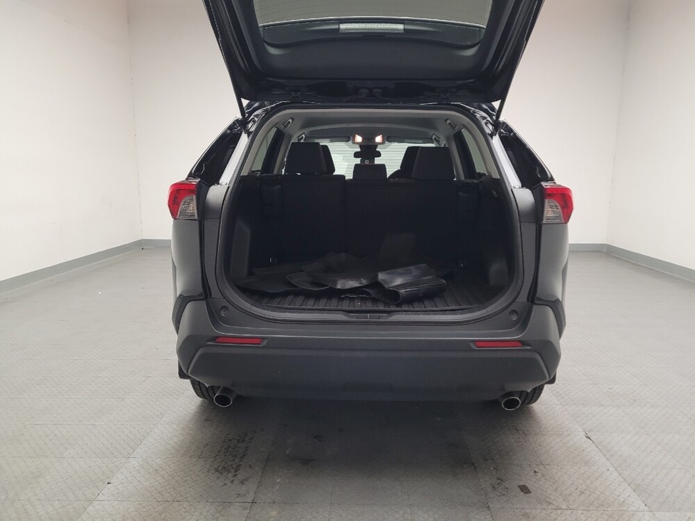 2019 Toyota RAV4 in Downey, CA 90241 - 18112213 29