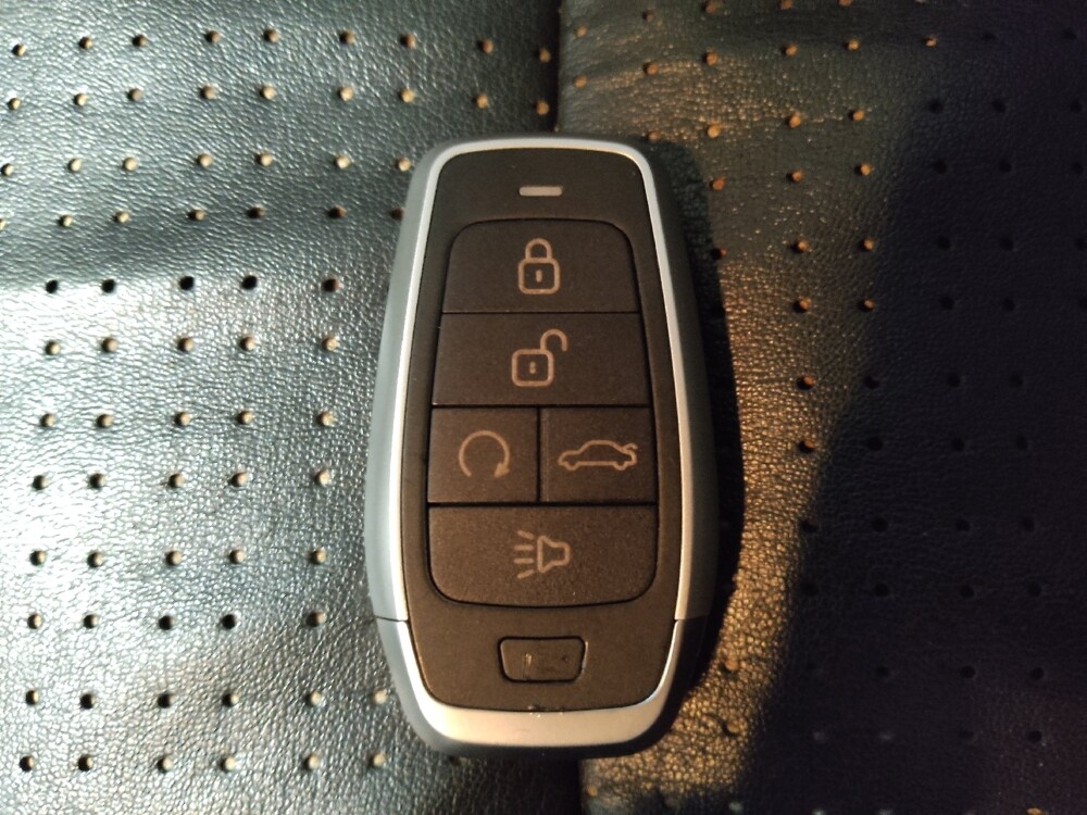 2020 Chevrolet Sonic in Hialeah, FL 33014 - 18112220 32