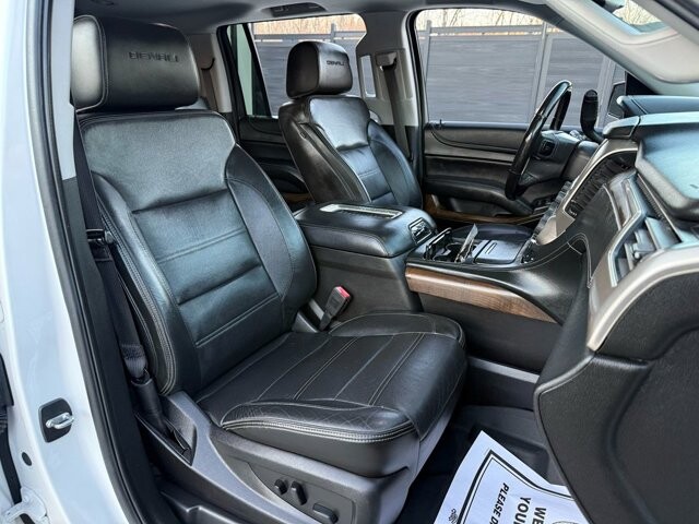 2018 GMC Yukon XL in Knoxville, TN 37920 - 18112229 13