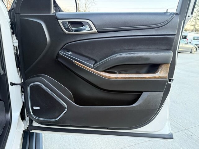 2018 GMC Yukon XL in Knoxville, TN 37920 - 18112229 33